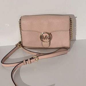 MK crossbody pale pink
